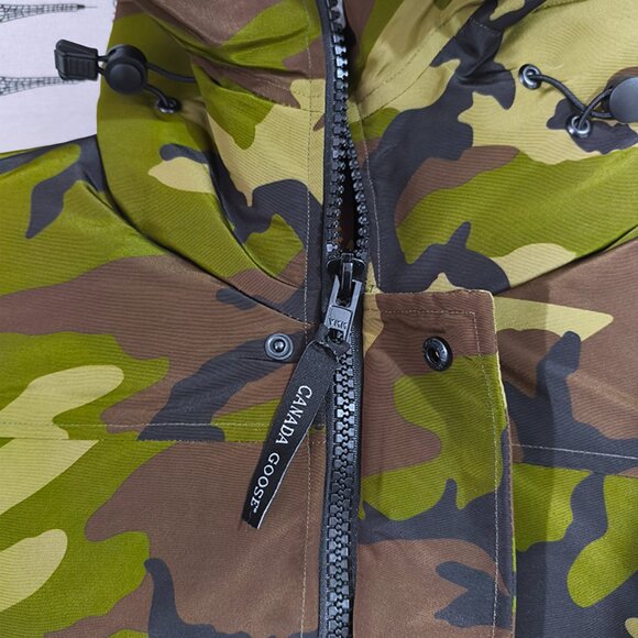 Canada Goose Multicolor Printed Down Jacket - Picture 9 of 14